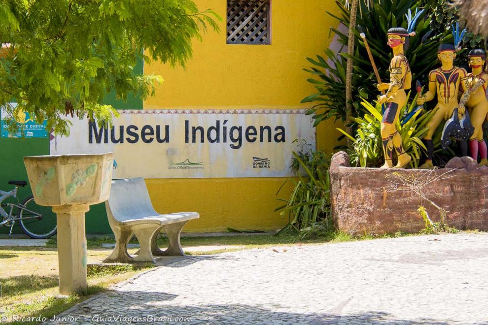Imagem da fachada do Museu Indígena.